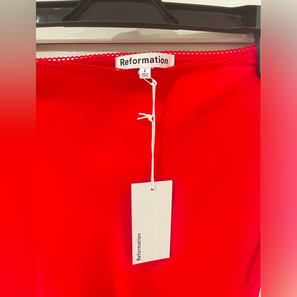 Reformation skirt - Picture 3 of 3